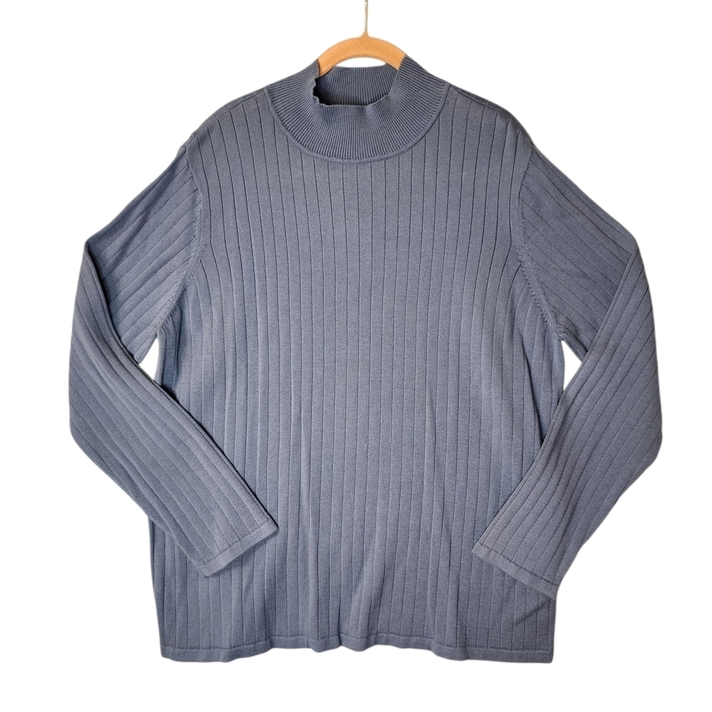 Westbound Women's Ribbed Turtleneck Sweater